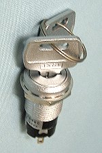 日本開閉器工業　キーロックスイッチ　SK-13DAS1